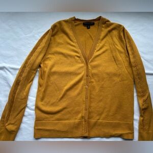 Banana Republic Women’s M Yellow Golden Cardigan sweater